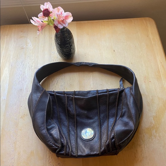 Charles David Marseilles Leather Shoulder Bag Chocolate - Picture 1 of 6